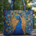 Königlicher Pfau — handwerklich gesteppte Tasche