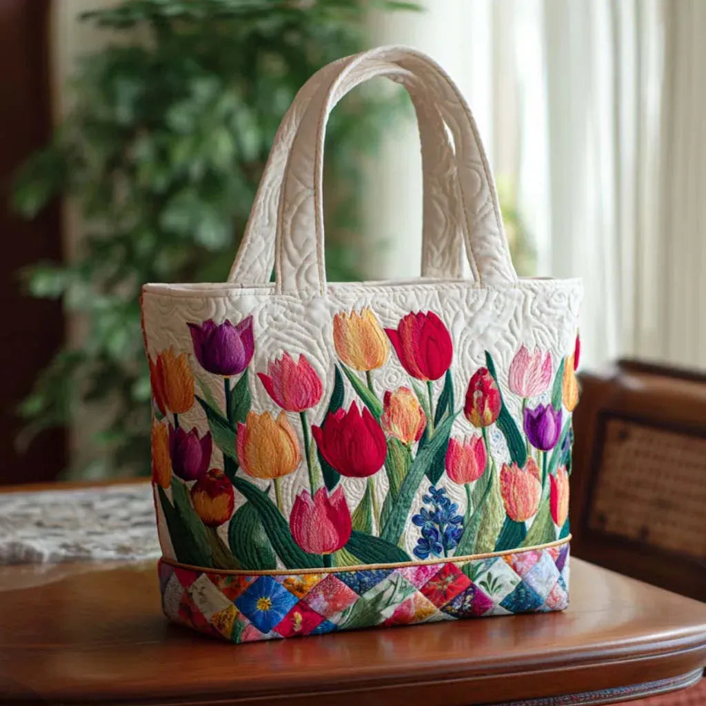 Tulpengarten — handwerklich gesteppte Tasche