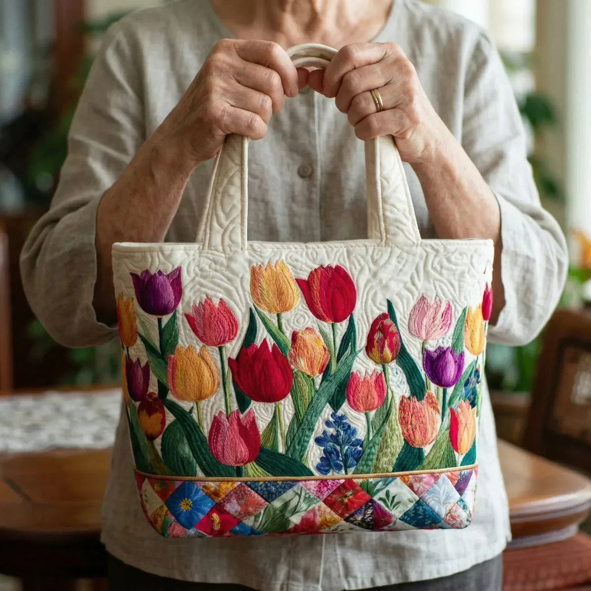 Tulpengarten — handwerklich gesteppte Tasche
